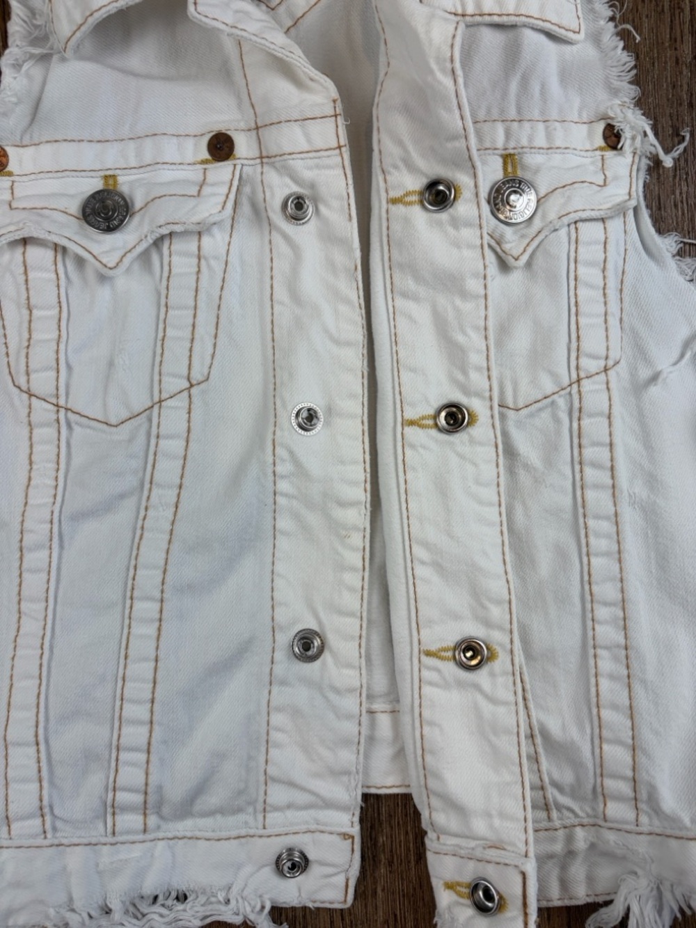 True Religion ‘Leah’ Rips Racerback Denim Vest ~ in White - Picture 9 of 15
